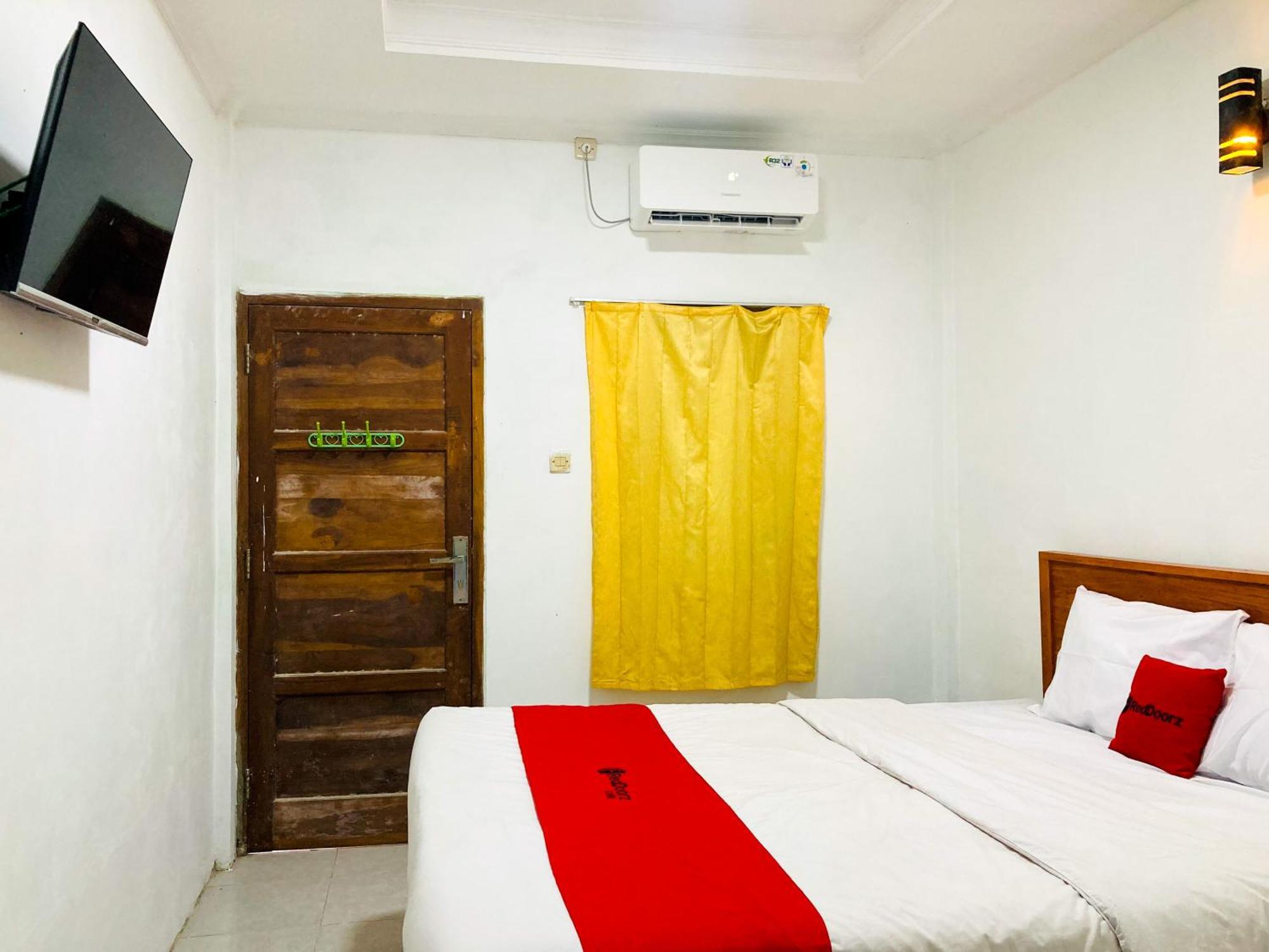 Reddoorz Syariah Near Umy Yogyakarta 2 Otel Ngabean Dış mekan fotoğraf